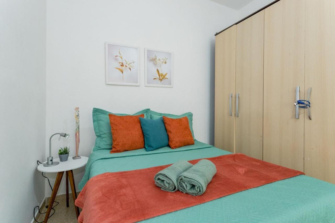 Conforto E Relax, Caminhando Para A Praia De Copacabana, Quarto E Sala, Completo, Com Wi Fi, Cozinha, Ar Condicionado 리오데자네이루 외부 사진